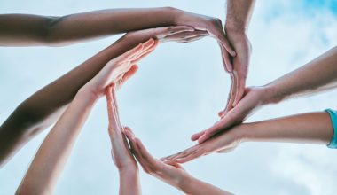 CEFIS UAI realiza webinar sobre beca del Diplomado en Fundaciones y Proyectos Sociales